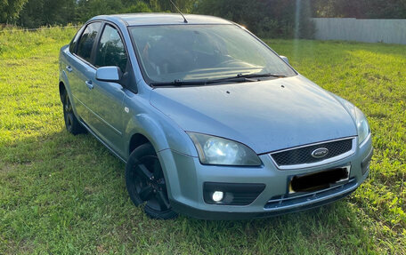 Ford Focus II рестайлинг, 2005 год, 410 000 рублей, 1 фотография