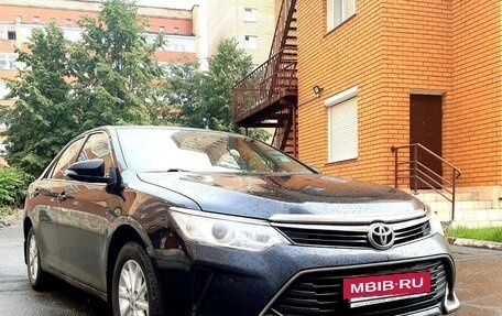 Toyota Camry, 2015 год, 1 950 000 рублей, 3 фотография