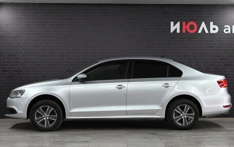 Volkswagen Jetta VI, 2013 год, 1 019 000 рублей, 4 фотография