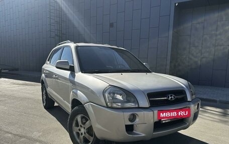 Hyundai Tucson III, 2008 год, 950 000 рублей, 2 фотография