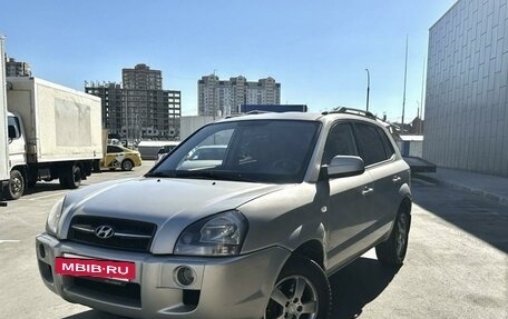 Hyundai Tucson III, 2008 год, 950 000 рублей, 3 фотография