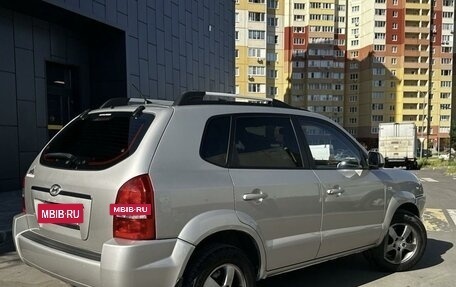 Hyundai Tucson III, 2008 год, 950 000 рублей, 6 фотография