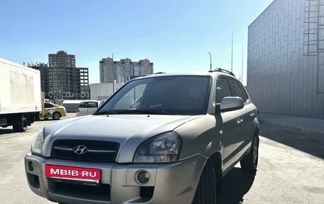 Hyundai Tucson III, 2008 год, 950 000 рублей, 4 фотография