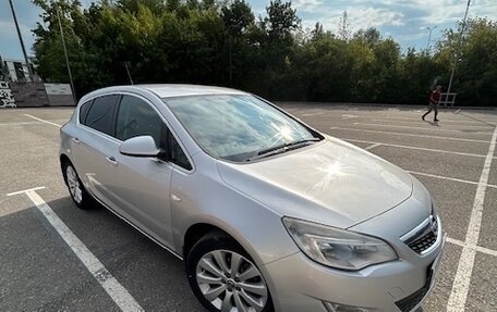 Opel Astra J, 2012 год, 920 000 рублей, 1 фотография