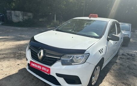 Renault Logan II, 2019 год, 550 000 рублей, 2 фотография