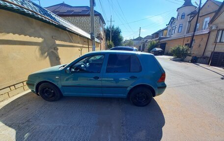 Volkswagen Golf IV, 2003 год, 450 000 рублей, 2 фотография