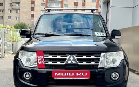 Mitsubishi Pajero IV, 2011 год, 1 999 000 рублей, 2 фотография