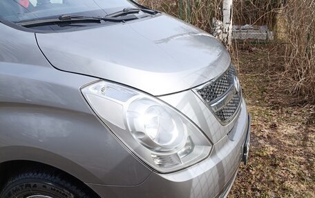 Hyundai H-1 II рестайлинг, 2011 год, 1 950 000 рублей, 7 фотография