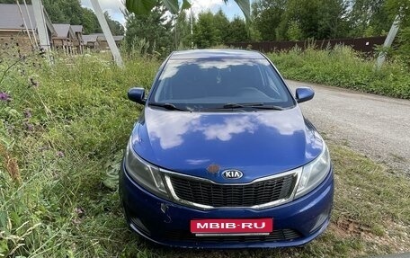 KIA Rio III рестайлинг, 2013 год, 480 000 рублей, 1 фотография