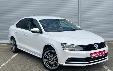 Volkswagen Jetta VI, 2015 год, 995 000 рублей, 1 фотография