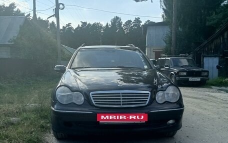 Mercedes-Benz C-Класс, 2002 год, 400 999 рублей, 2 фотография