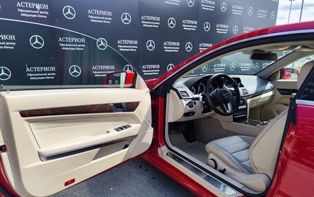 Mercedes-Benz E-Класс, 2013 год, 2 200 000 рублей, 10 фотография