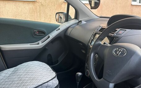 Toyota Vitz, 2005 год, 600 000 рублей, 14 фотография