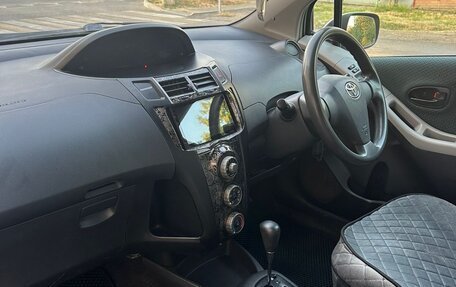 Toyota Vitz, 2005 год, 600 000 рублей, 17 фотография