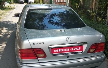 Mercedes-Benz E-Класс, 1997 год, 650 000 рублей, 3 фотография