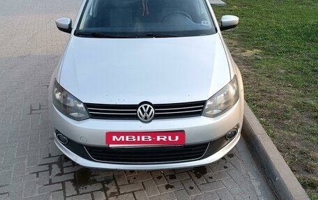 Volkswagen Polo VI (EU Market), 2012 год, 825 000 рублей, 3 фотография