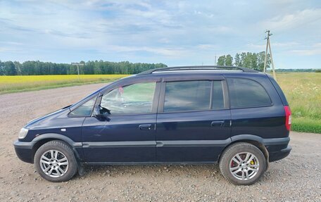 Opel Zafira A рестайлинг, 2003 год, 560 000 рублей, 4 фотография