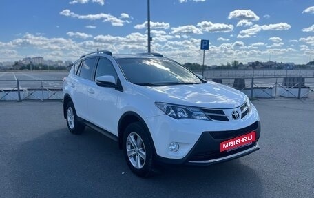 Toyota RAV4, 2014 год, 2 190 000 рублей, 2 фотография