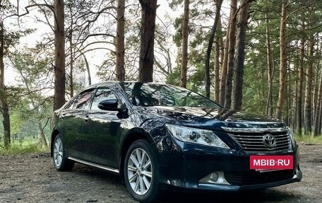 Toyota Camry, 2012 год, 1 900 000 рублей, 5 фотография