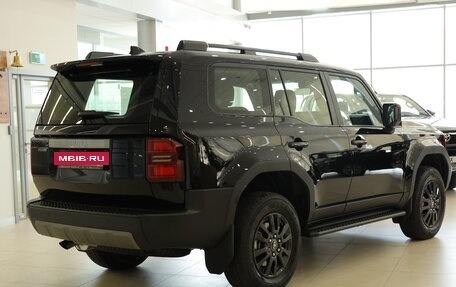 Toyota Land Cruiser Prado 150 рестайлинг 2, 2024 год, 9 850 000 рублей, 6 фотография