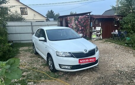 Skoda Rapid I, 2015 год, 860 000 рублей, 3 фотография