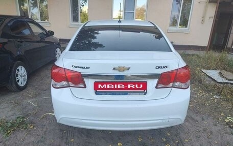 Chevrolet Cruze II, 2014 год, 990 000 рублей, 4 фотография