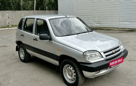 Chevrolet Niva I рестайлинг, 2005 год, 367 000 рублей, 4 фотография