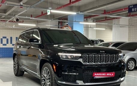 Jeep Grand Cherokee, 2023 год, 7 500 000 рублей, 3 фотография