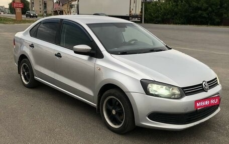 Volkswagen Polo VI (EU Market), 2011 год, 650 000 рублей, 4 фотография