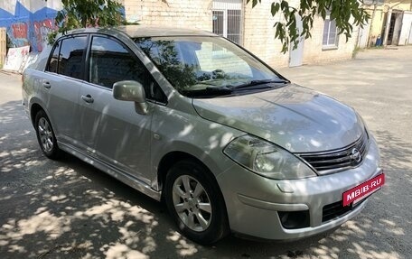 Nissan Tiida, 2010 год, 760 000 рублей, 2 фотография