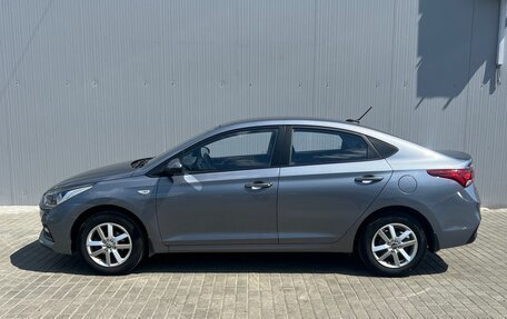 Hyundai Solaris II рестайлинг, 2017 год, 1 350 000 рублей, 4 фотография