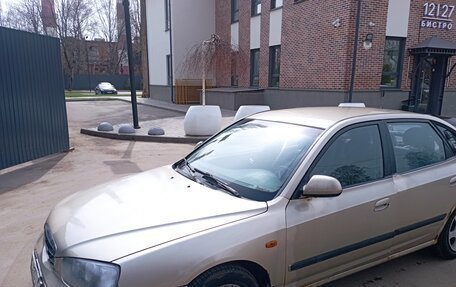 Hyundai Elantra III, 2001 год, 120 000 рублей, 2 фотография