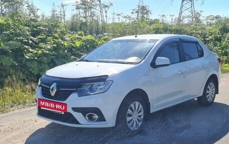 Renault Logan II, 2019 год, 915 000 рублей, 2 фотография