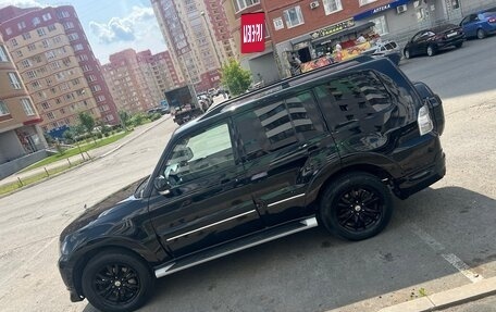 Mitsubishi Pajero IV, 2020 год, 4 950 000 рублей, 10 фотография