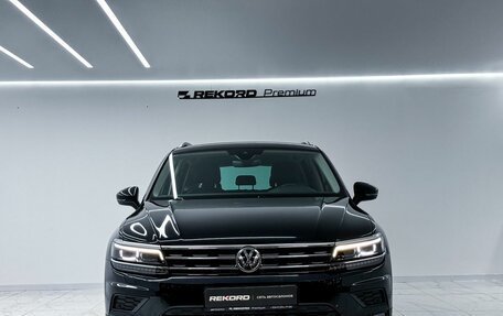 Volkswagen Tiguan II, 2020 год, 3 600 000 рублей, 4 фотография