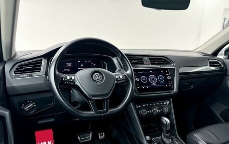 Volkswagen Tiguan II, 2020 год, 3 600 000 рублей, 25 фотография