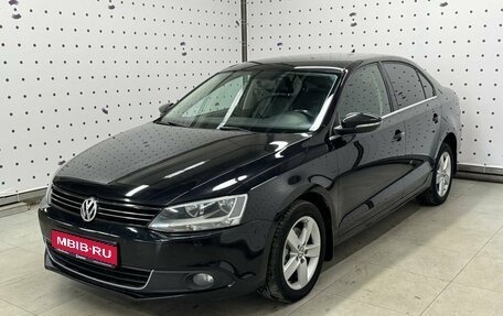 Volkswagen Jetta VI, 2011 год, 1 085 000 рублей, 1 фотография