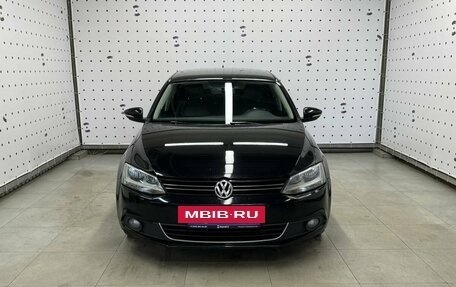 Volkswagen Jetta VI, 2011 год, 1 085 000 рублей, 3 фотография