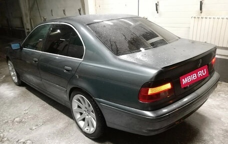 BMW 5 серия, 2002 год, 750 000 рублей, 4 фотография