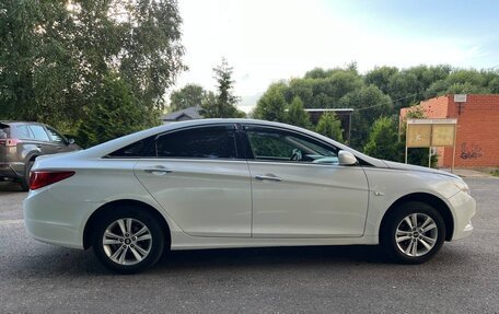 Hyundai Sonata VI, 2010 год, 905 000 рублей, 6 фотография