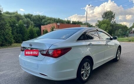 Hyundai Sonata VI, 2010 год, 905 000 рублей, 5 фотография