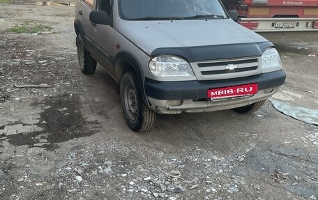 Chevrolet Niva I рестайлинг, 2004 год, 230 000 рублей, 3 фотография