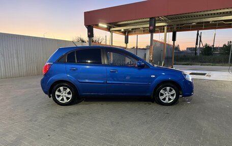 KIA Rio II, 2009 год, 650 000 рублей, 3 фотография