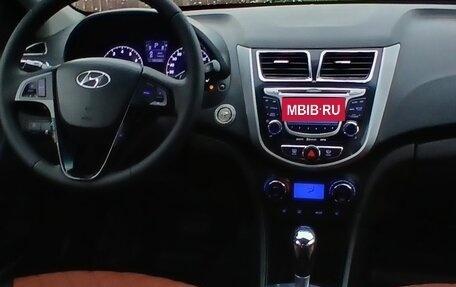 Hyundai Solaris II рестайлинг, 2011 год, 895 000 рублей, 4 фотография