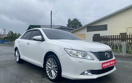 Toyota Camry, 2012 год, 2 070 000 рублей, 3 фотография