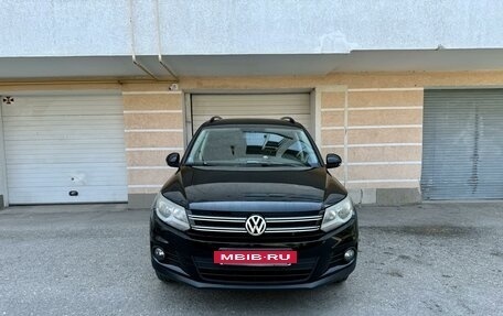 Volkswagen Tiguan I, 2014 год, 1 500 000 рублей, 2 фотография