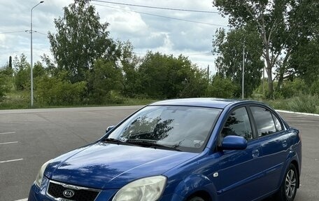 KIA Rio II, 2011 год, 650 000 рублей, 1 фотография