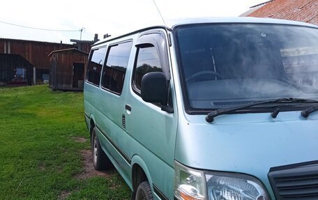 Toyota HiAce H100, 2004 год, 800 000 рублей, 1 фотография