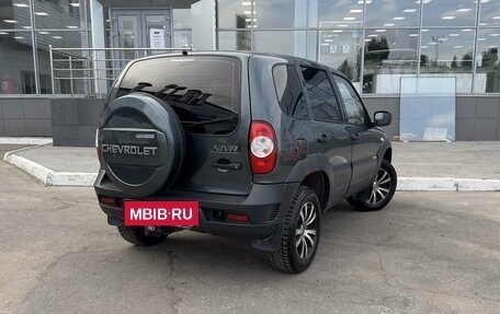 Chevrolet Niva I рестайлинг, 2015 год, 777 000 рублей, 5 фотография