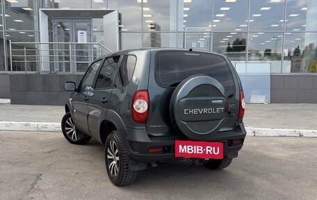 Chevrolet Niva I рестайлинг, 2015 год, 777 000 рублей, 7 фотография